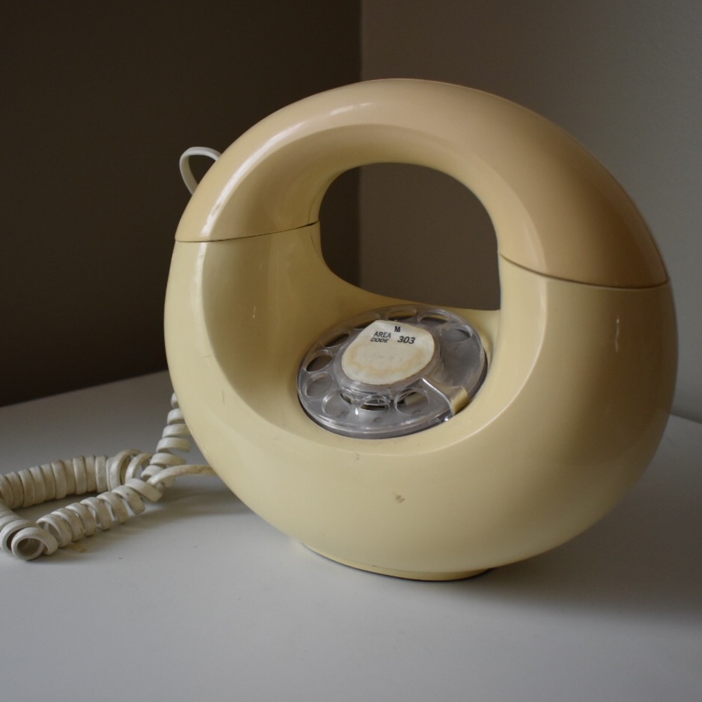 Western Electric donut phone.  Off white.